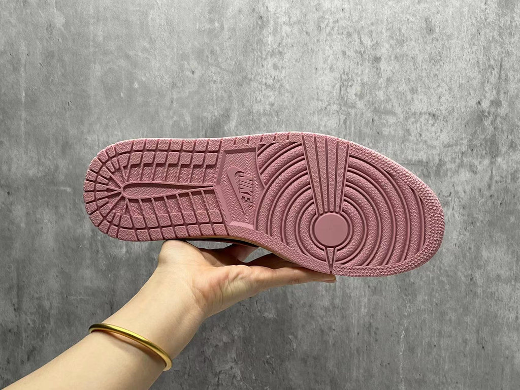 Travis Scott x Air Jordan 1 Retro Low OG SP 'Reverse Mocha' (Pink)