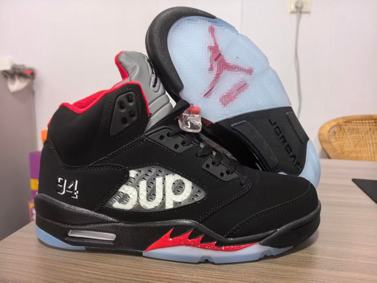 Supreme x Air Jordan 5 Retro 'Black' (2015)