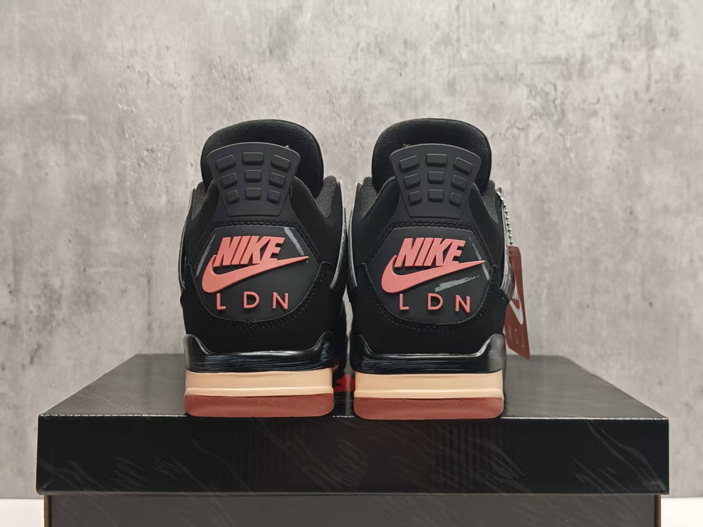 Air Jordan 4 Retro "London"