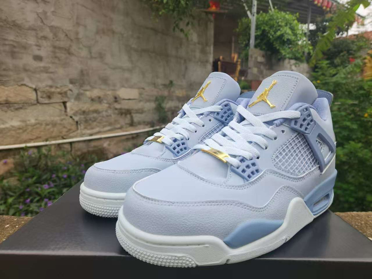 Air Jordan 4 'Grey Blue' – McGregor Clan Edition