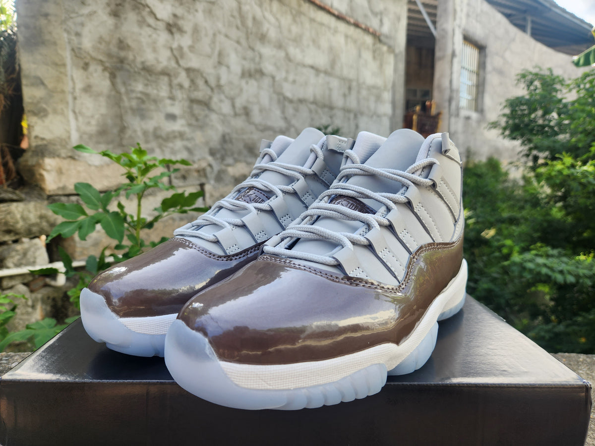 Air Jordan 11 Retro 'Cool Grey' (2021)