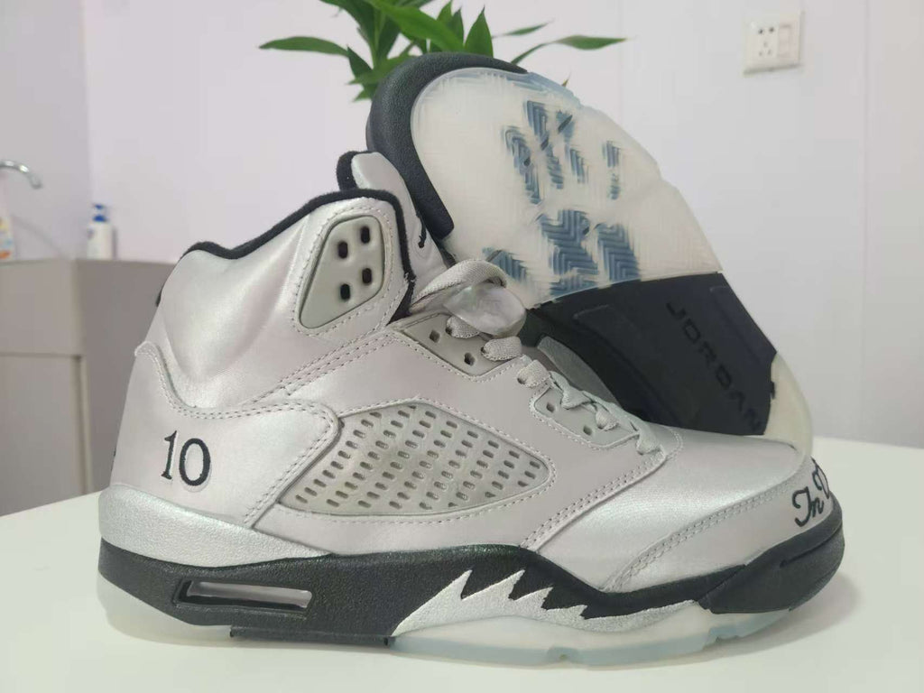 Wmns Air Jordan 5 Retro 'Wings'