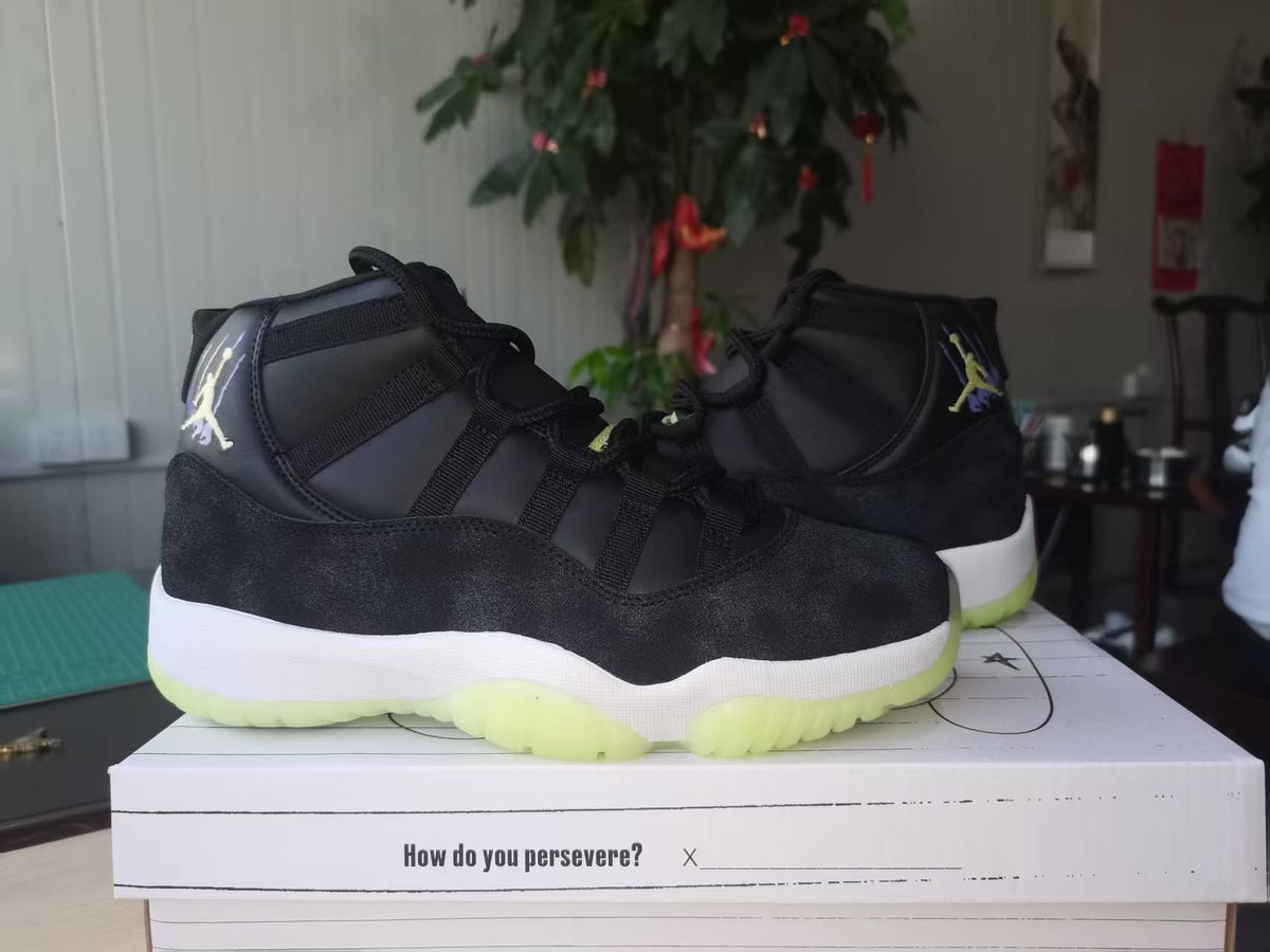 Air Jordan 11 Retro (GS) "Inner Beast" Black/Barely Volt