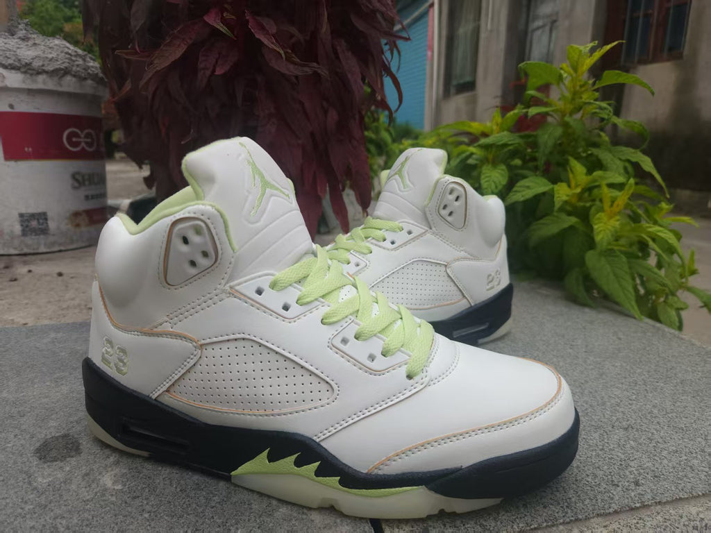 (WMNS) Air Jordan 5 Retro 'Luminous Green'