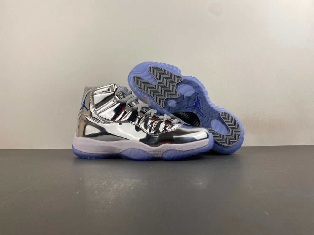 Air Jordan 11 Retro Custom High-Top – Metallic Silver / Blue