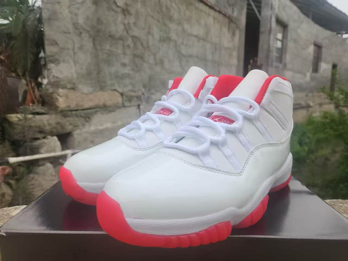 Air Jordan 11 Retro Custom 'Varsity Red Bottom' – White / Red (2026)