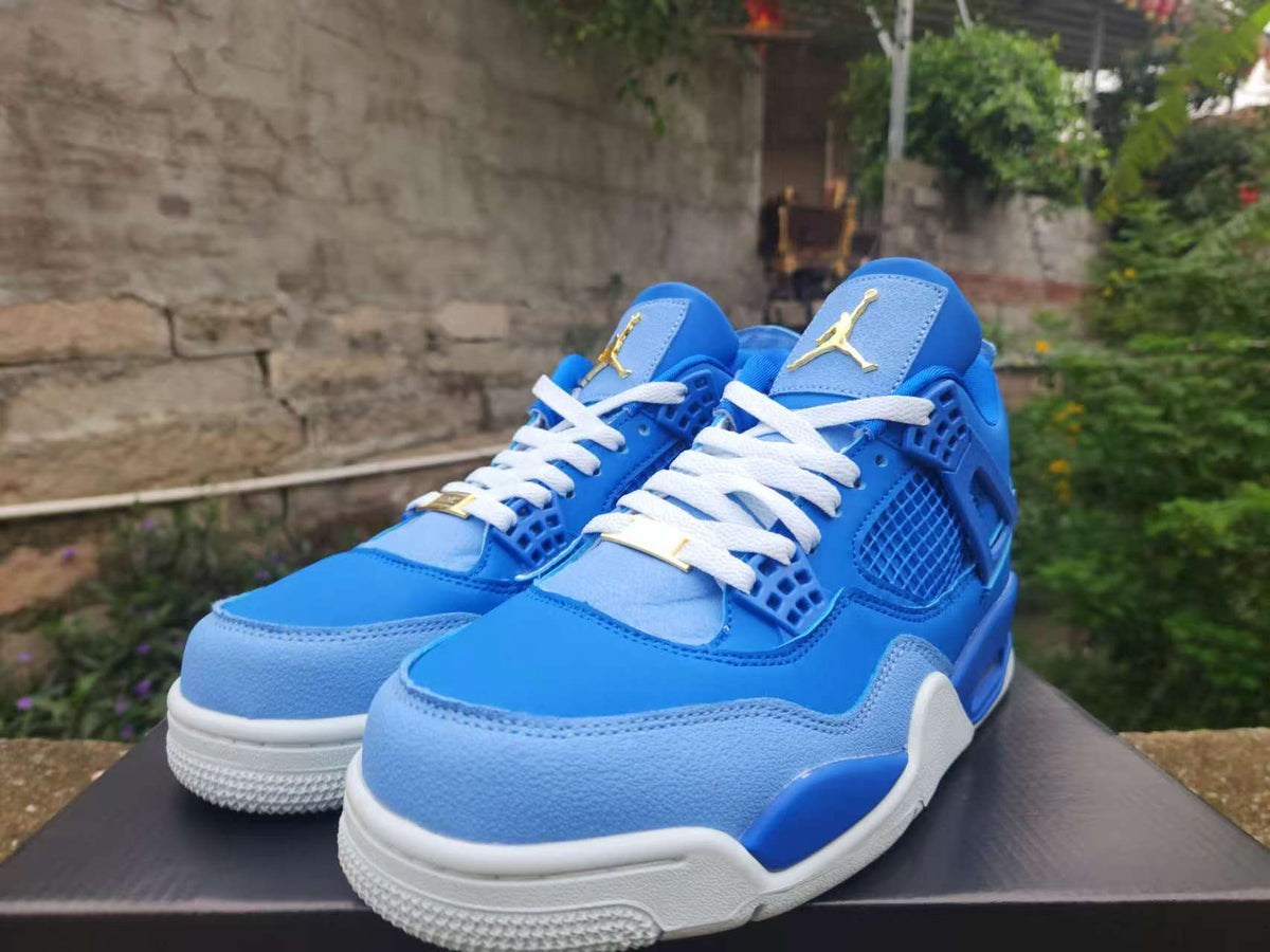 Air Jordan 4 Retro Flyknit 'Hyper Royal' (2019) – AQ3559-400