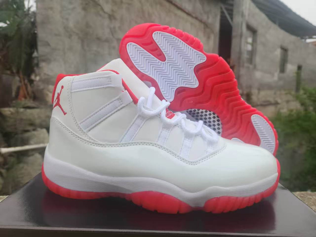 Air Jordan 11 Retro Custom 'Varsity Red Bottom' – White / Red (2026)
