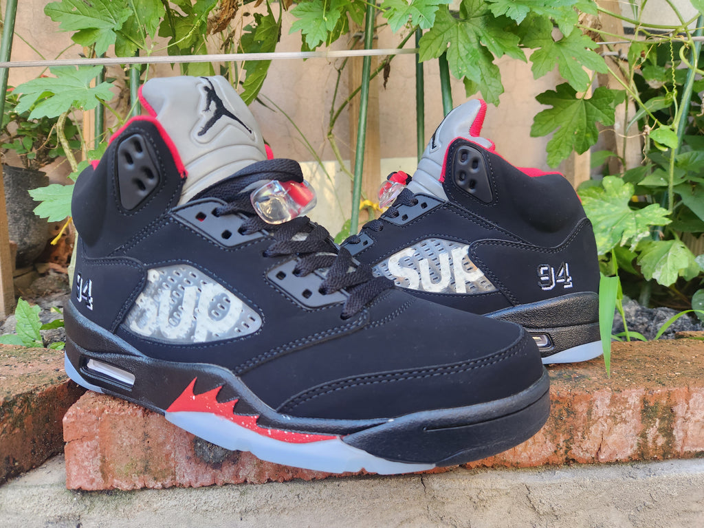Supreme x Air Jordan 5 Retro 'Black' (2015)