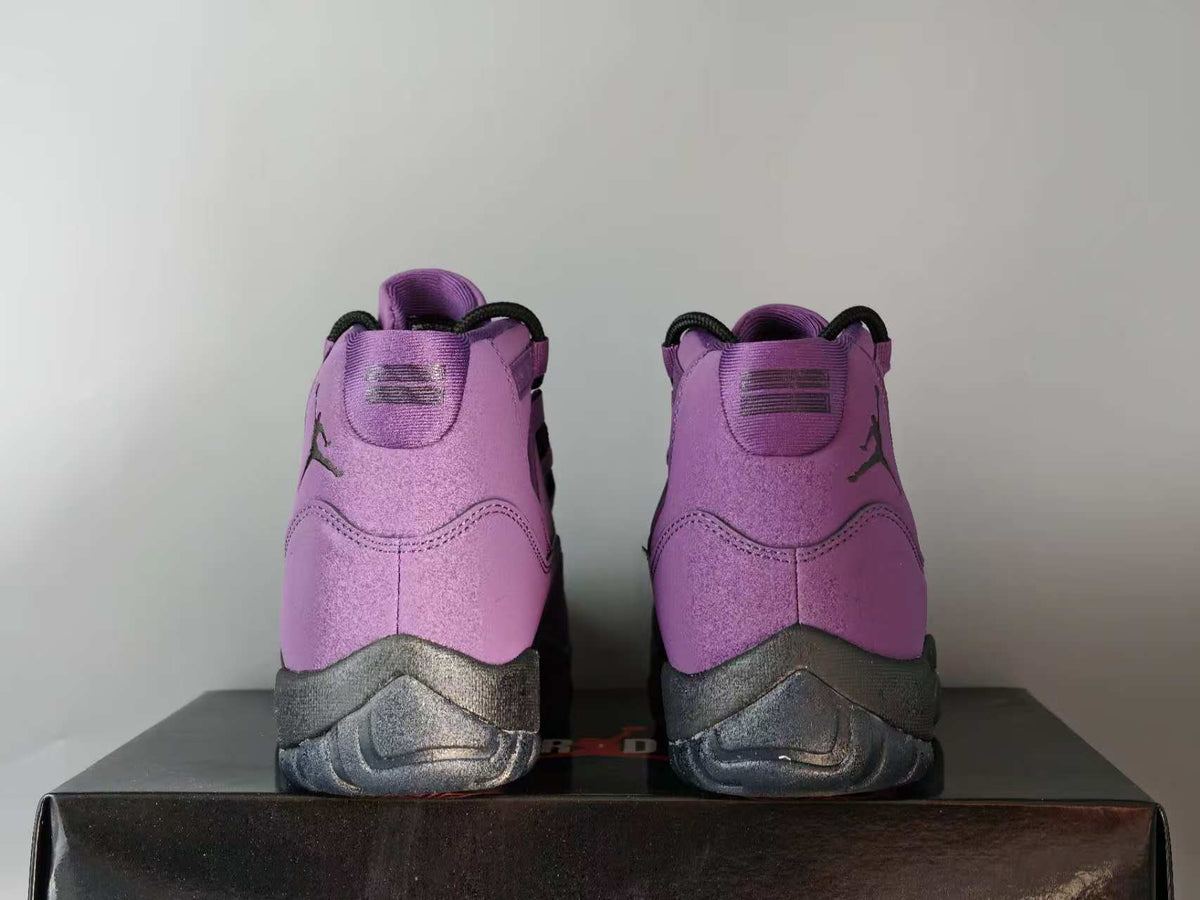 Air Jordan 11 Retro "Mojave"
