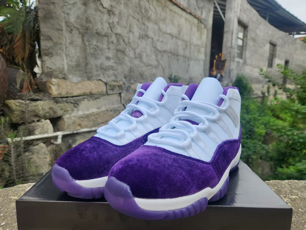 Air Jordan 11 Retro – White / Royal Purple