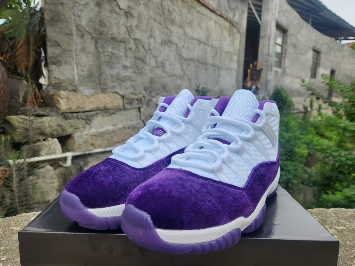 Air Jordan 11 Retro – White / Royal Purple