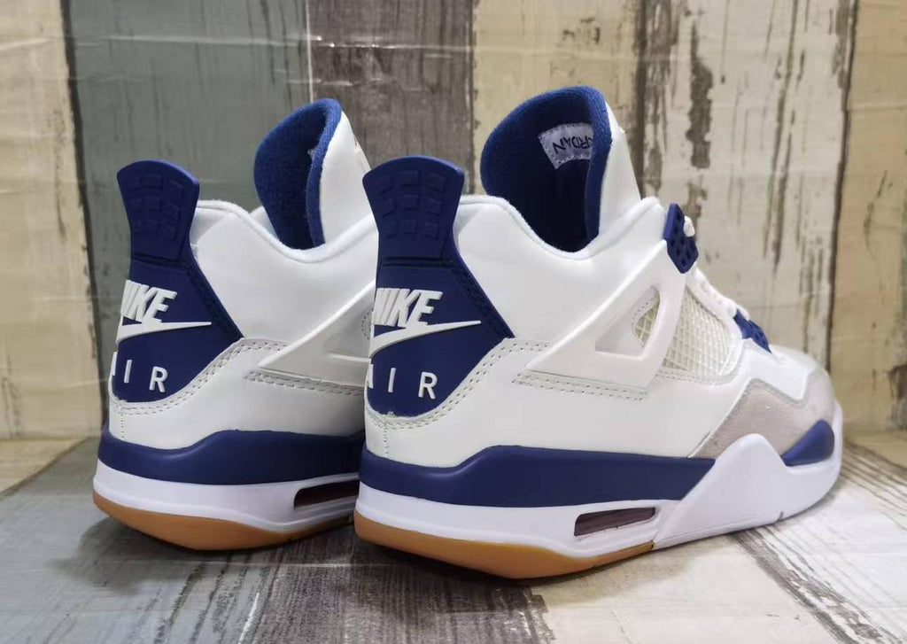 Air Jordan 4 Retro 'Military Blue' (2024)