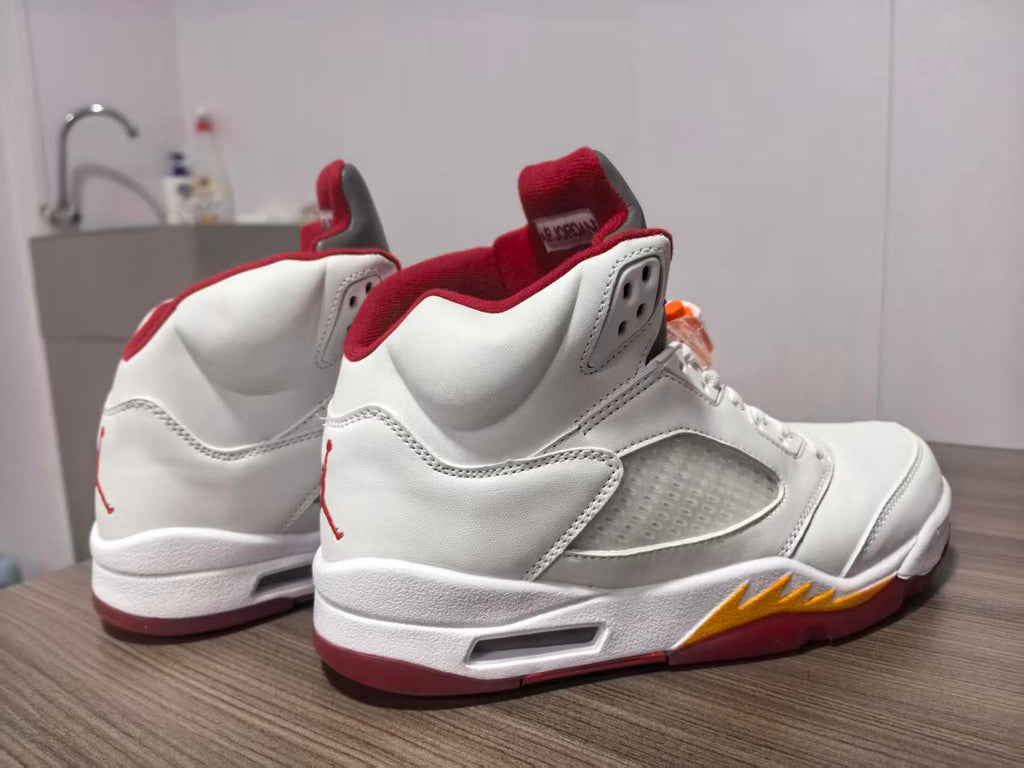 Air Jordan 5 Retro 'White Sunset' (Women's) – IV5678-102