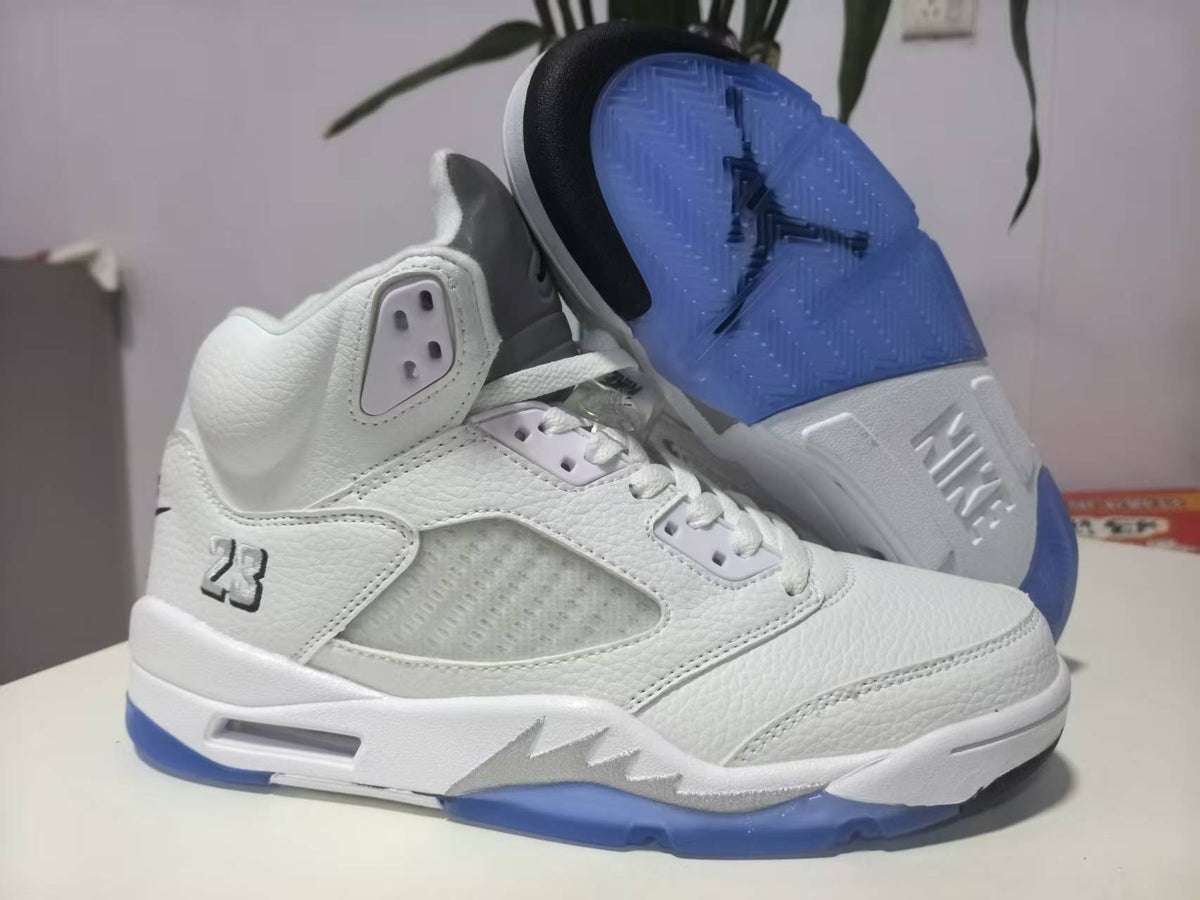 Air Jordan 5 Retro 'Metallic Silver'