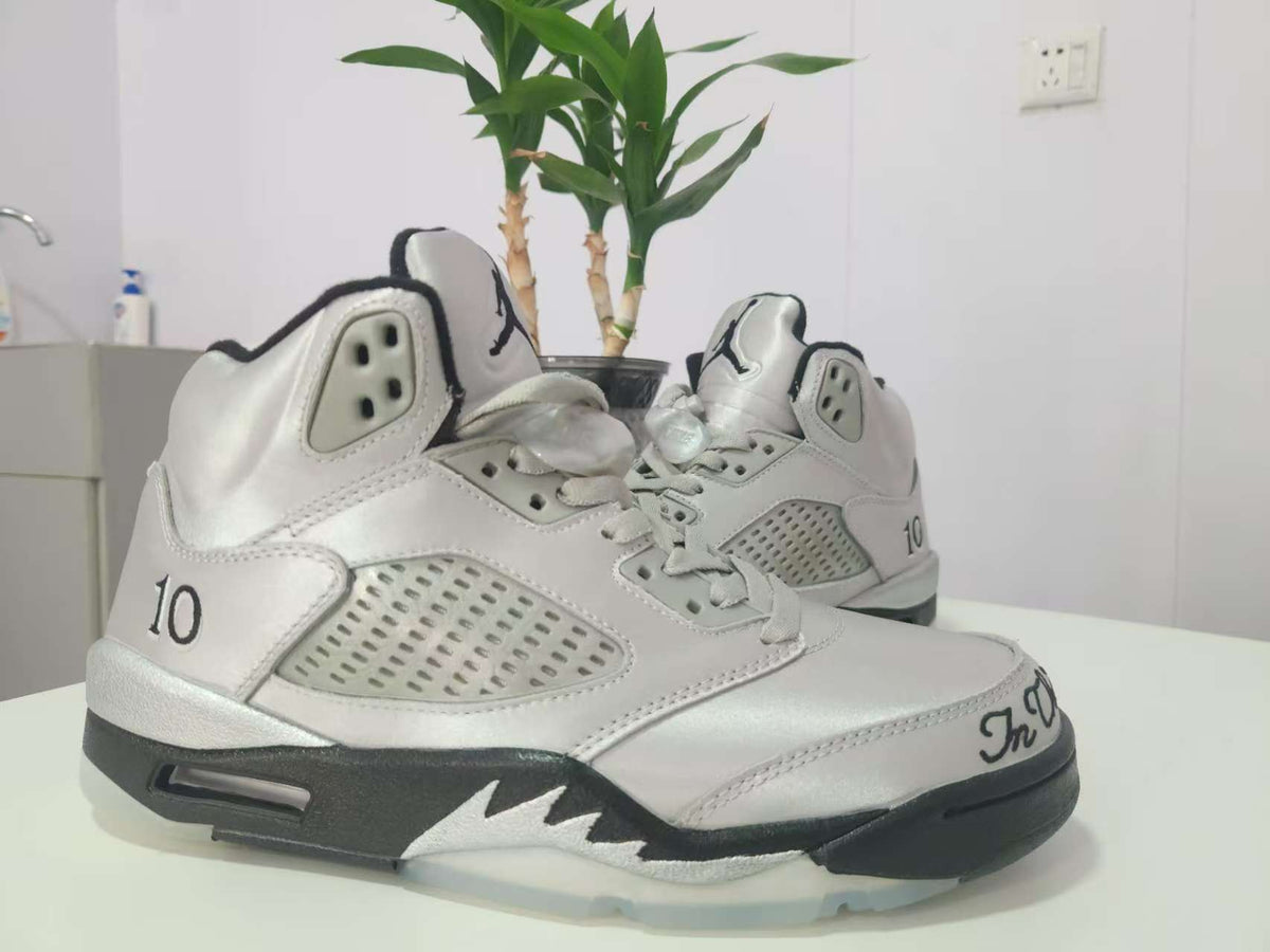 Wmns Air Jordan 5 Retro 'Wings'