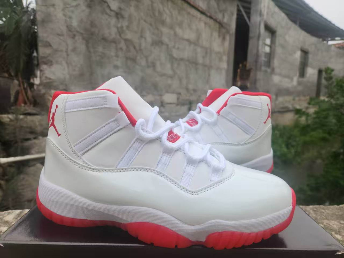 Air Jordan 11 Retro Custom 'Varsity Red Bottom' – White / Red (2026)