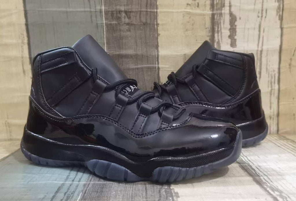 Comme des Garçons Homme Plus x Air Jordan 11 Retro 'Black'