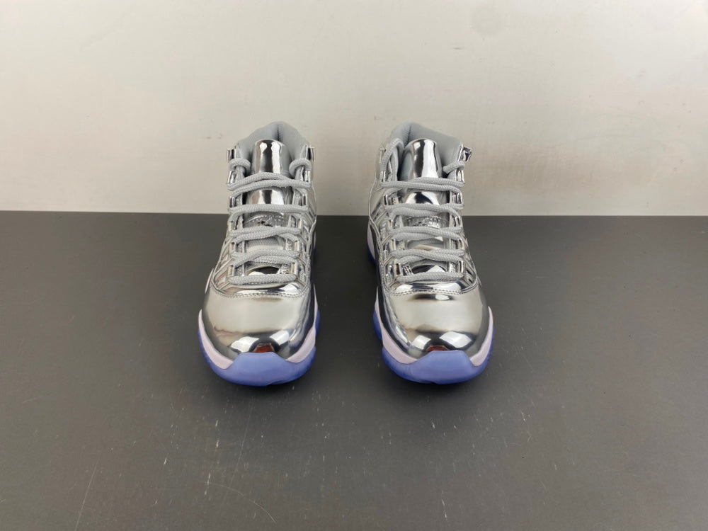 Air Jordan 11 Retro Custom High-Top – Metallic Silver / Blue