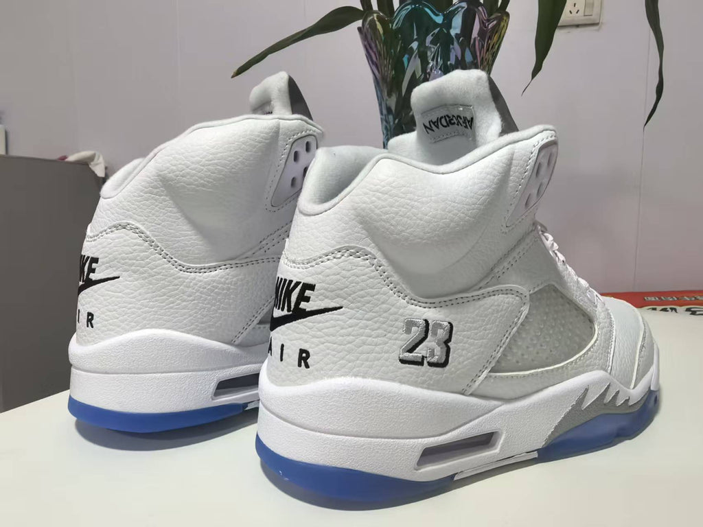Air Jordan 5 Retro 'Metallic Silver'
