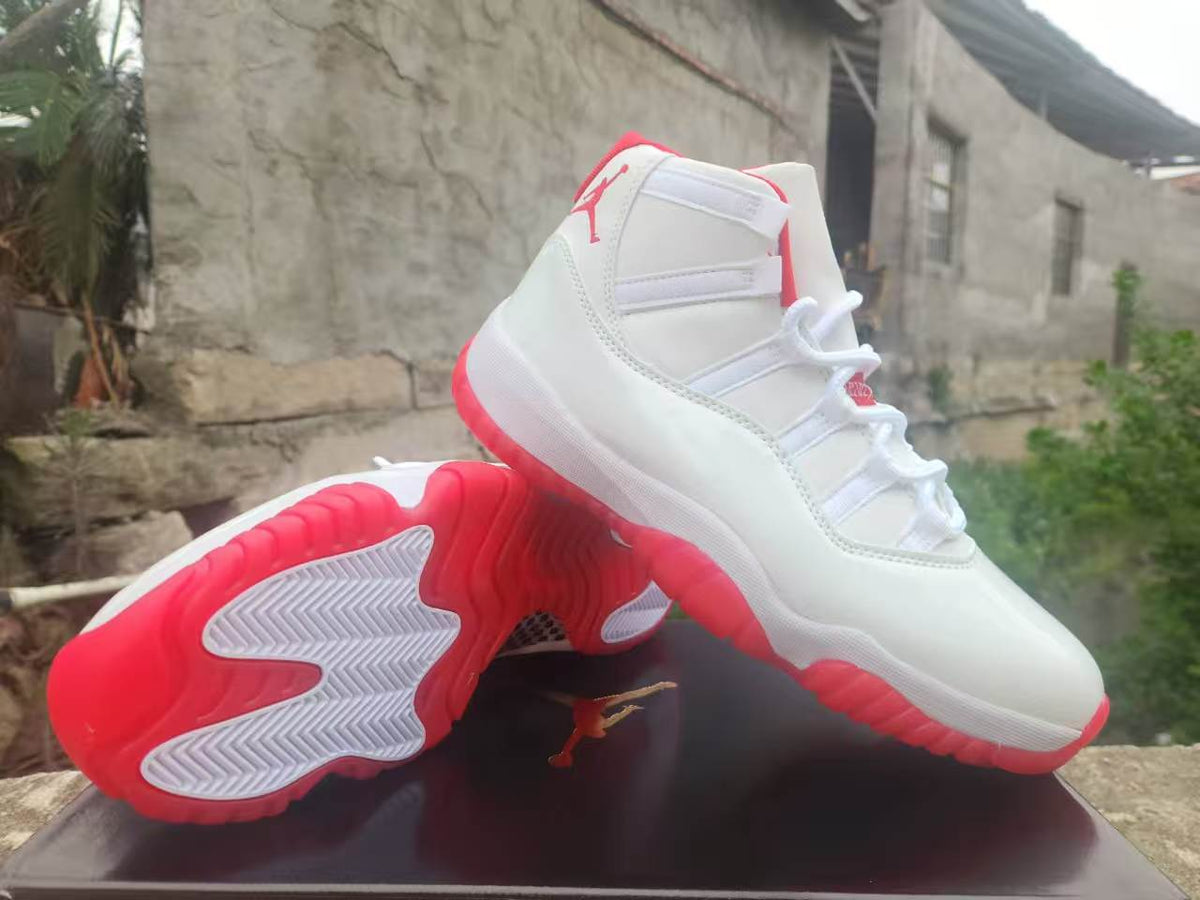Air Jordan 11 Retro Custom 'Varsity Red Bottom' – White / Red (2026)