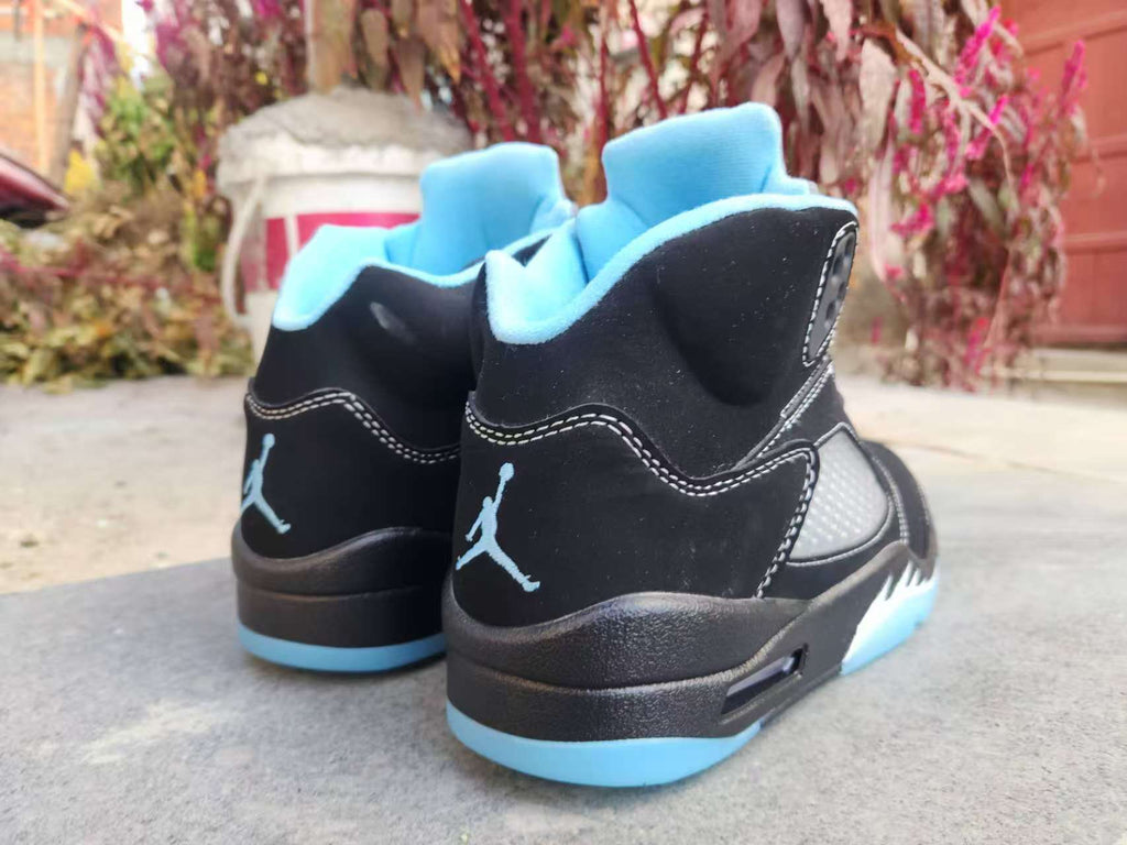 Air Jordan 5 Retro 'Black University Blue' – DD0587-008 (2026)