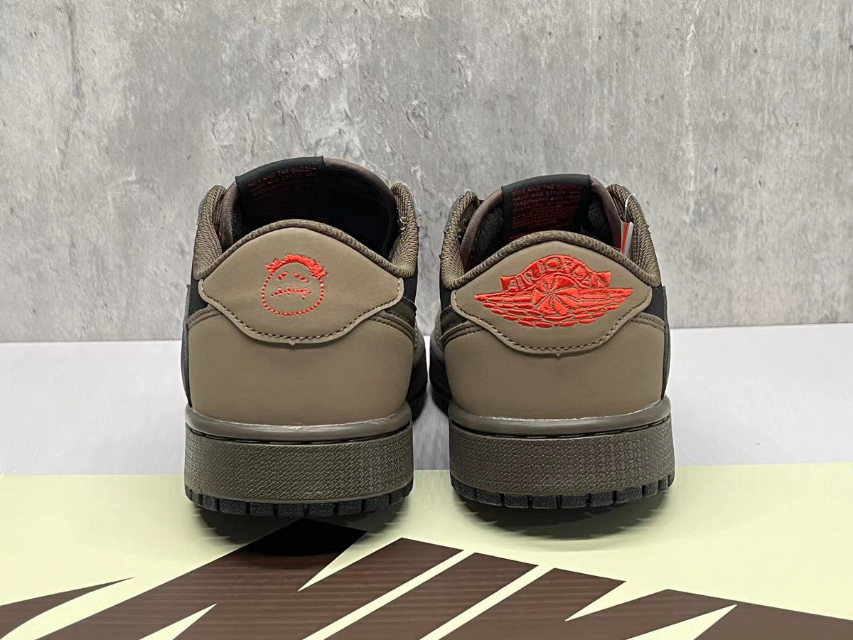 Travis Scott x Air Jordan 1 Retro Low OG SP 'Velvet Brown'